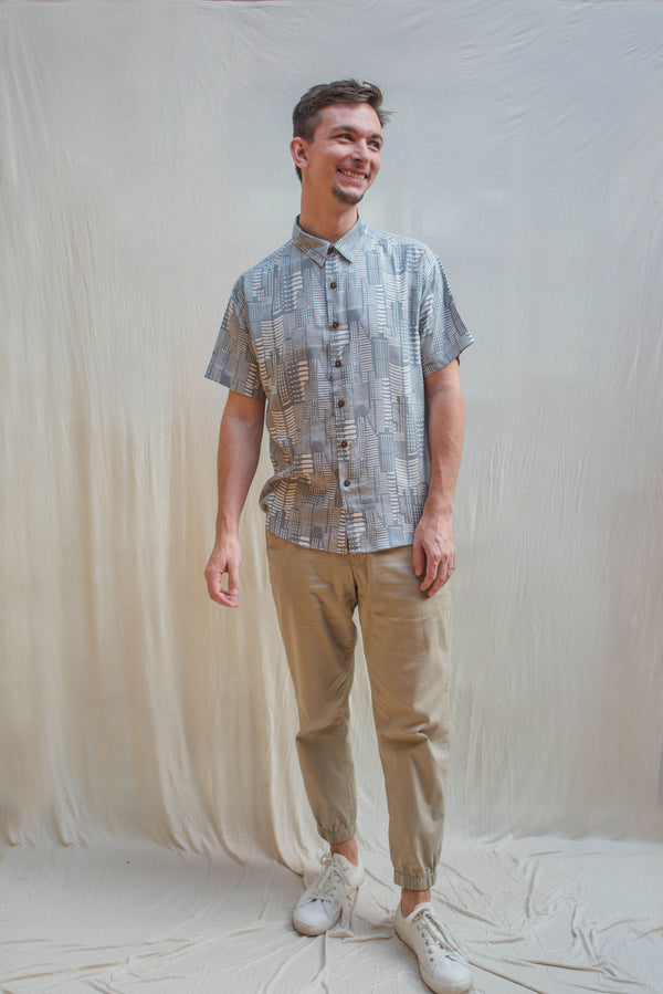 Davy Collar Shirt in City Print Mist Blue