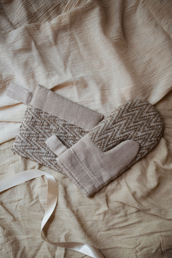Oven Mitt & Pot Holder