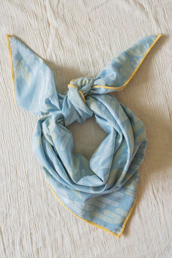 Facade | Mist Scarf