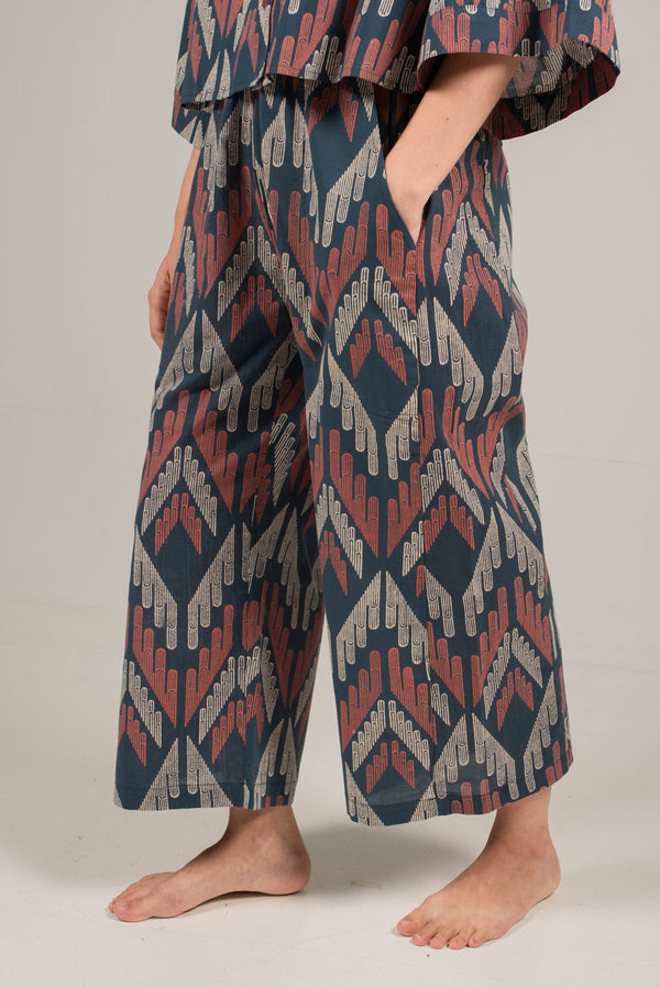 Kai Flare Pants in Facade Navy