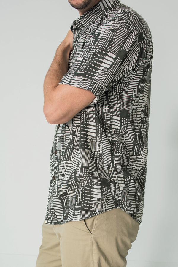 Davy Collar Shirt in City Print Olive